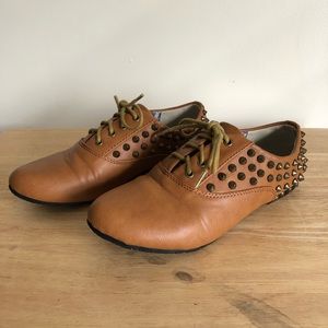 Tan Spiked Oxford Shoes